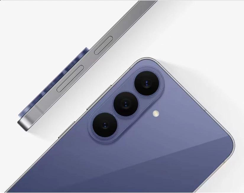 Samsung Galaxy S26 FE 5G triple rear camera